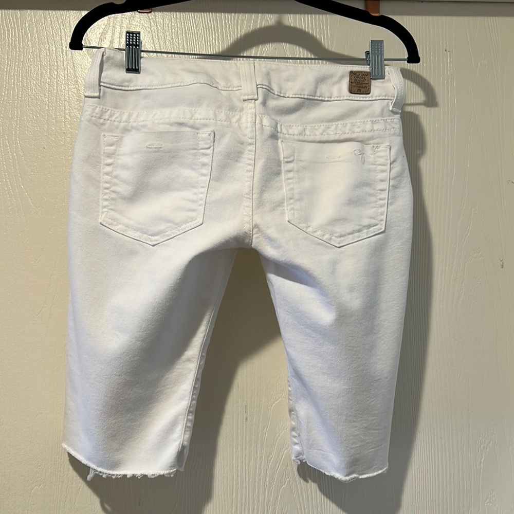 Ladies Guess Bermuda Shorts